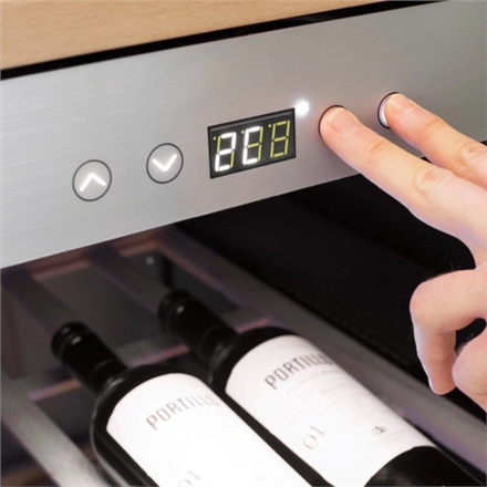 Caso | Wine cooler | WineComfort 660 Smart | Energy efficiency class G | Free standing | Bottles capacity 66 | Stainless steel/Black - Image 2