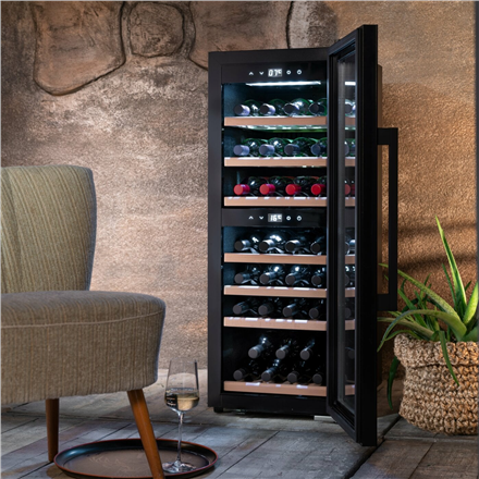Caso | Smart Wine Cooler | WineExclusive 38 | Energy efficiency class G | Showcase | Free standing | Bottles capacity 38 bottles | Cooling type Compressor technology | Black - Image 3