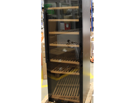 SALE OUT. Caso WineExclusive 180 Smart Wine Cooler, Free standing, Height 190 cm, Up to 180 bottles, Compressor technology, Black | SALE OUT. | Caso Smart Wine Cooler | WineExclusive 180 | Energy efficiency class G | Showcase | Free standing | Bottles capacity 180 bottles | Cooling type Compressor technology | Black | NOT ORIGINAL PACKAGING, DIRTY, SCRATCHED, DAMAGED PAINT AND SHELF